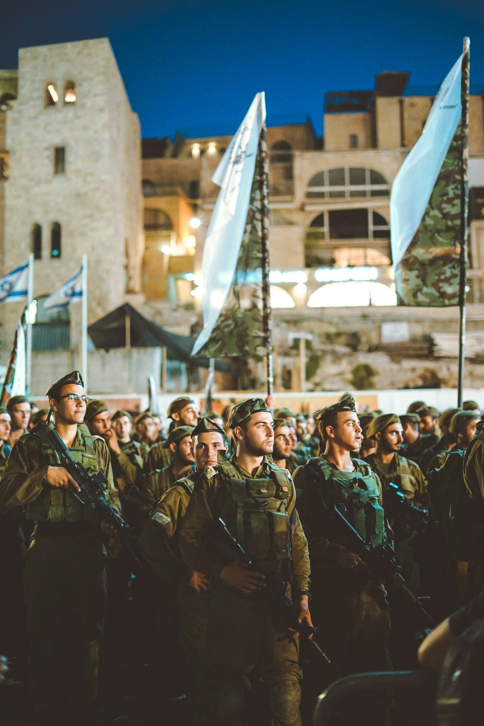 חיילים בשירות סדיר בטקס, לפני השחרור